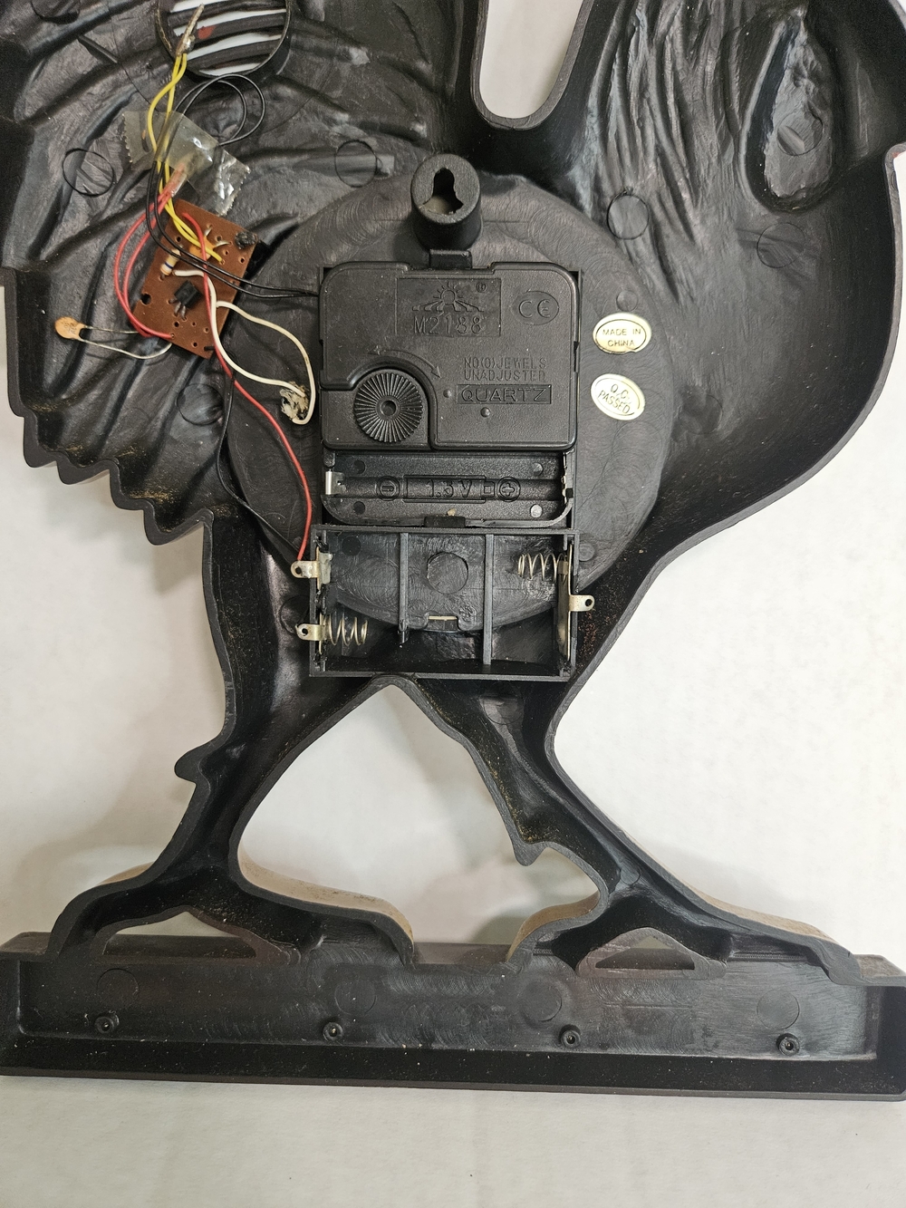 Rooster Wall Clock and Key Rack - Multicolor - Picture 4 of 4